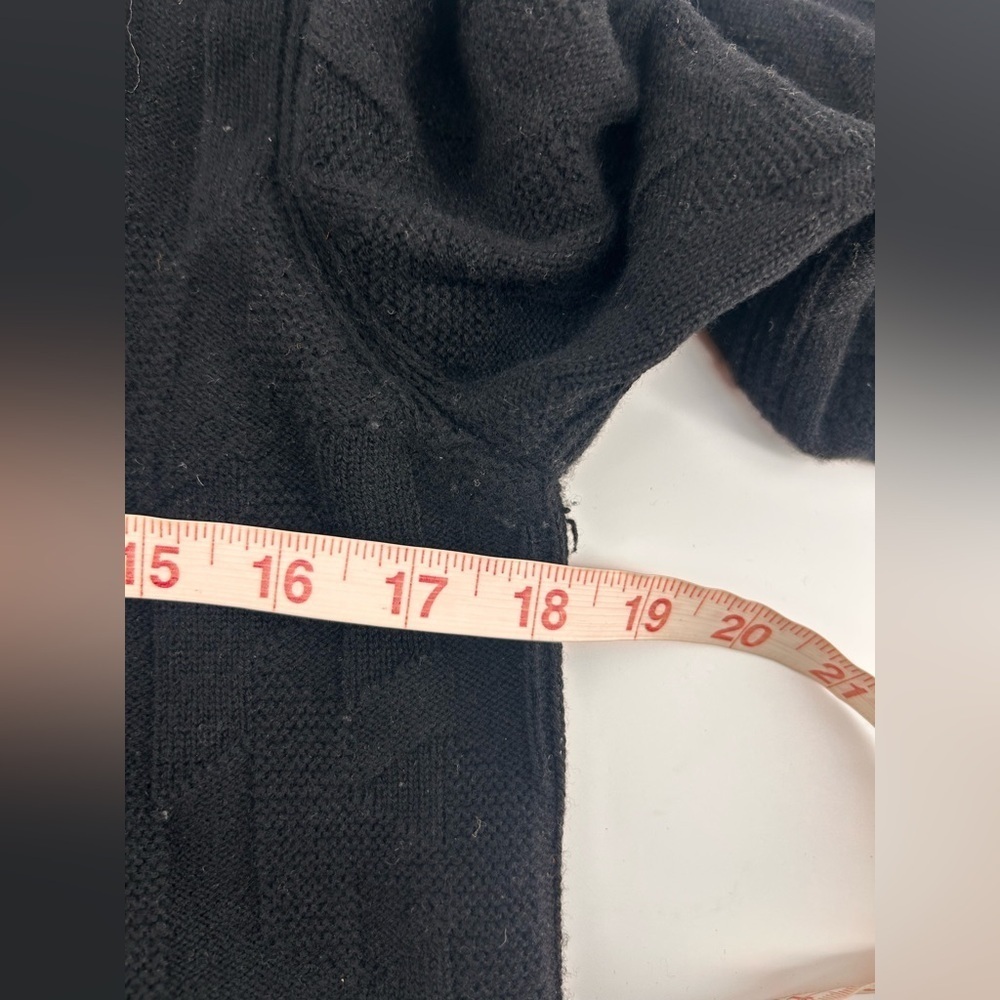 Hermes h long sleeve black 100% wool knit sweater detail H size 40 US 8 - Picture 6 of 8